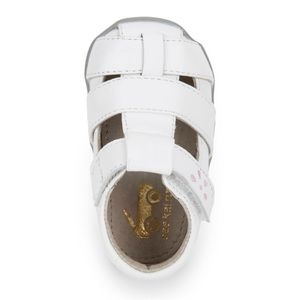 See Kai Run white sandals, size 6, excellent used condition